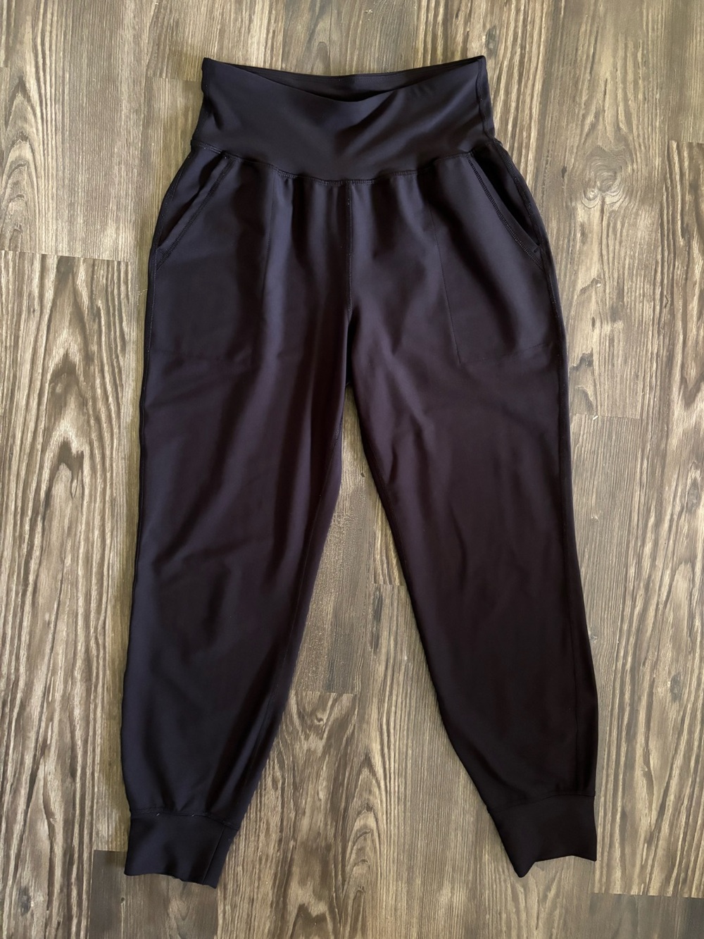 Old Navy Active Sz. M High-Waisted PowerSoft Pocket Joggers - Black